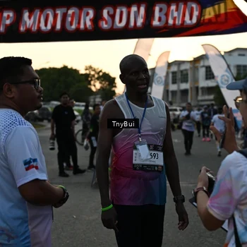 Runner Photo 7699815