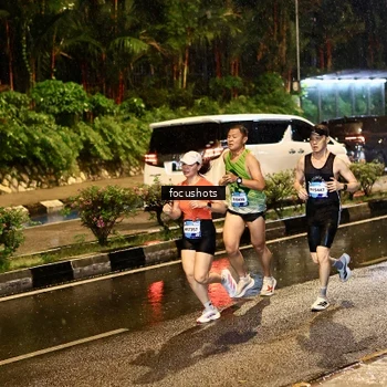 Runner Photo 7699820