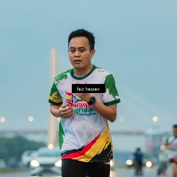 Runner Photo 7699824