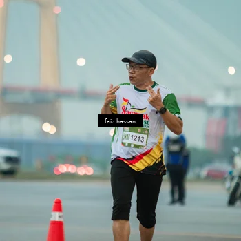 Runner Photo 7699857