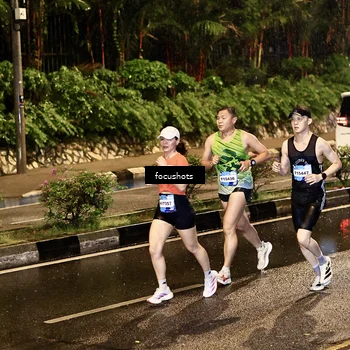 Runner Photo 7699858