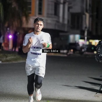 Runner Photo 7699862