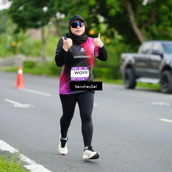 Runner Photo 7699864