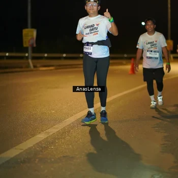 Runner Photo 7699879