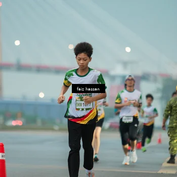 Runner Photo 7699882