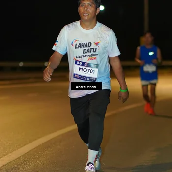 Runner Photo 7699884