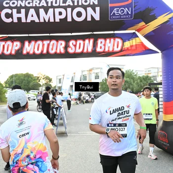 Runner Photo 7699900