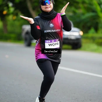 Runner Photo 7699908