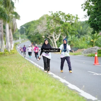 Runner Photo 7699920