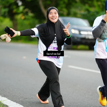 Runner Photo 7699942