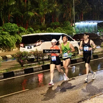 Runner Photo 7699950