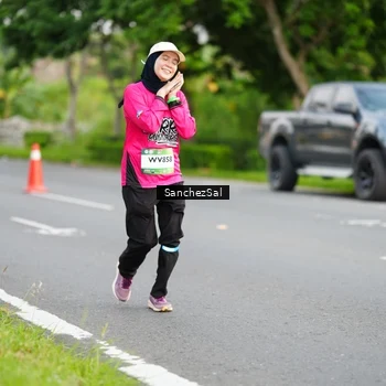 Runner Photo 7699955