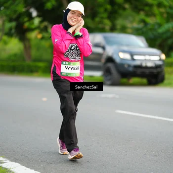 Runner Photo 7699957