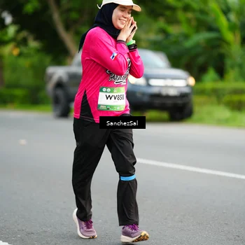 Runner Photo 7699964