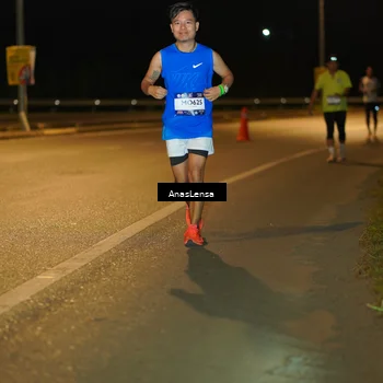 Runner Photo 7699971