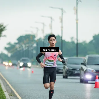 Runner Photo 7699986