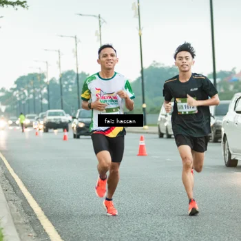 Runner Photo 7699995