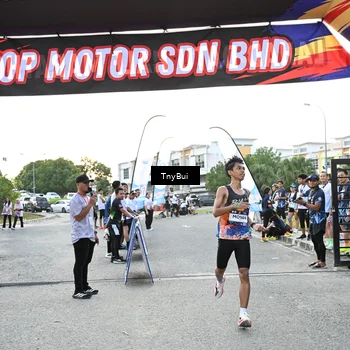 Runner Photo 7699997