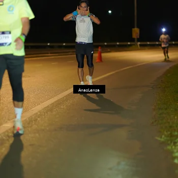 Runner Photo 7700026