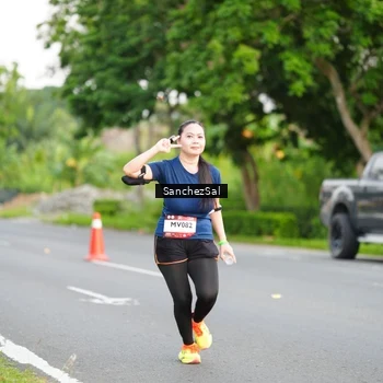 Runner Photo 7700040