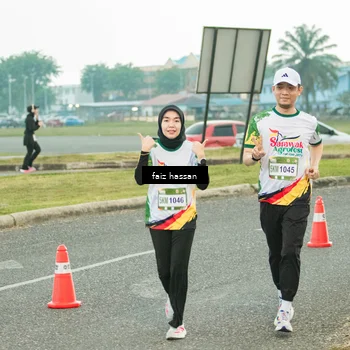 Runner Photo 7700051
