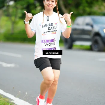 Runner Photo 7700075