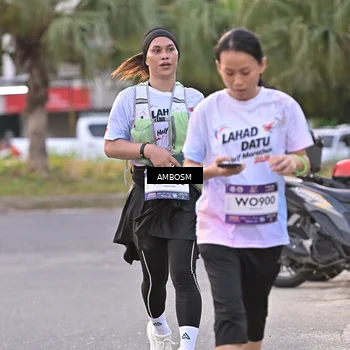 Runner Photo 7700076