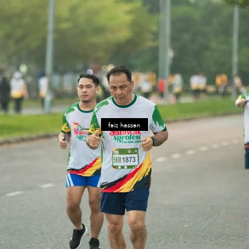 Runner Photo 7700086