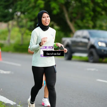 Runner Photo 7700088