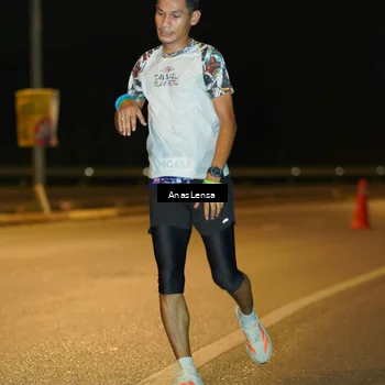 Runner Photo 7700089