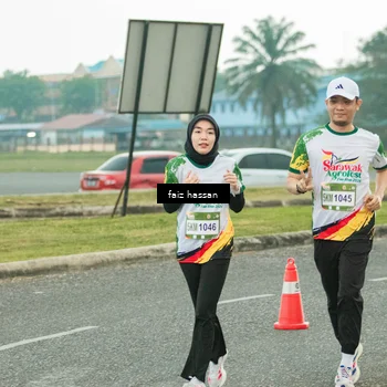 Runner Photo 7700099