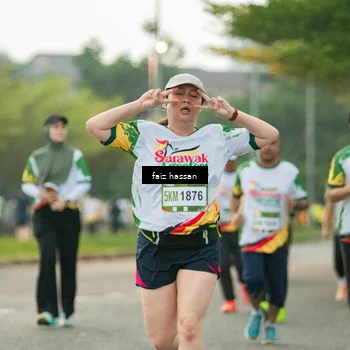 Runner Photo 7700103