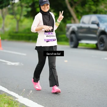 Runner Photo 7700106