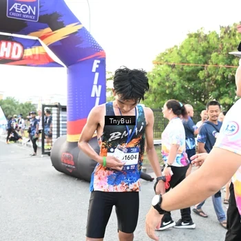 Runner Photo 7700111