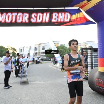 Runner Photo 7700112