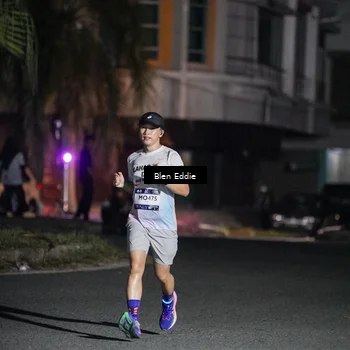 Runner Photo 7700120