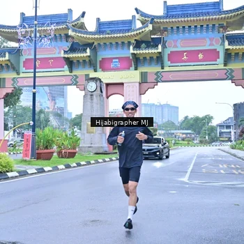 Runner Photo 7700124
