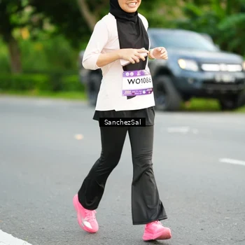 Runner Photo 7700127
