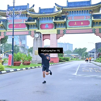 Runner Photo 7700138