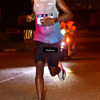 Runner Photo 7700141