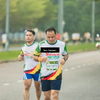 Runner Photo 7700142