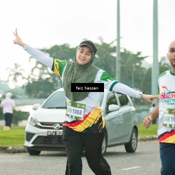 Runner Photo 7700147