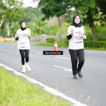 Runner Photo 7700150