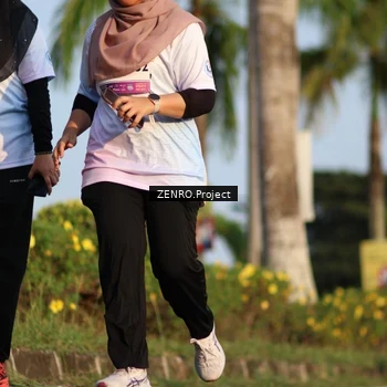 Runner Photo 7700157