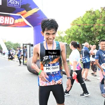 Runner Photo 7700163