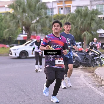 Runner Photo 7700165