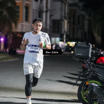 Runner Photo 7700170