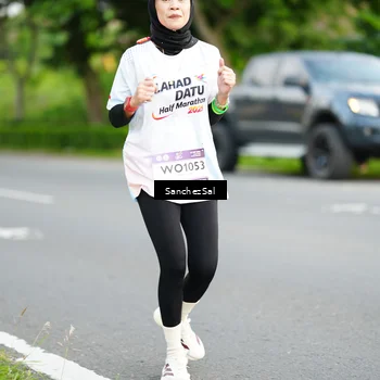 Runner Photo 7700181