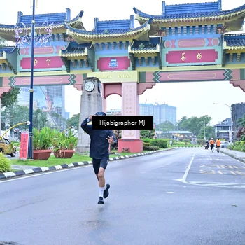 Runner Photo 7700185