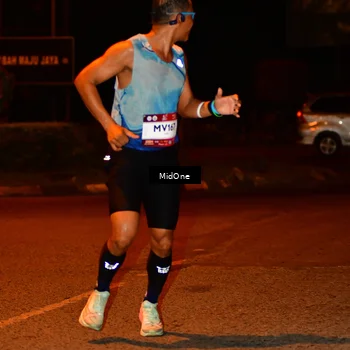 Runner Photo 7700186